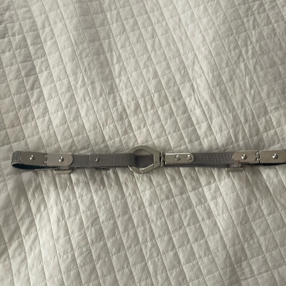 Suzi Roher Belt | sliver/grey | leather and elastic | Size Large Plus